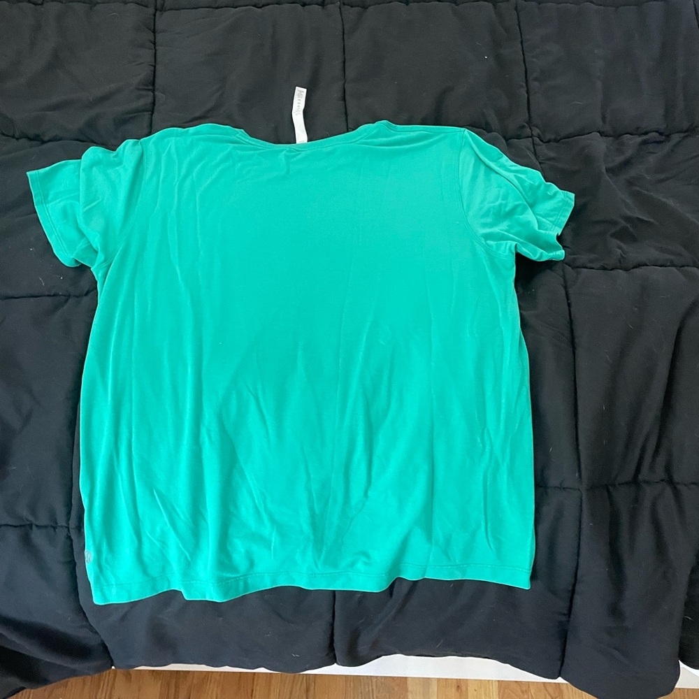 Lululemon Top - Picture 4 of 4